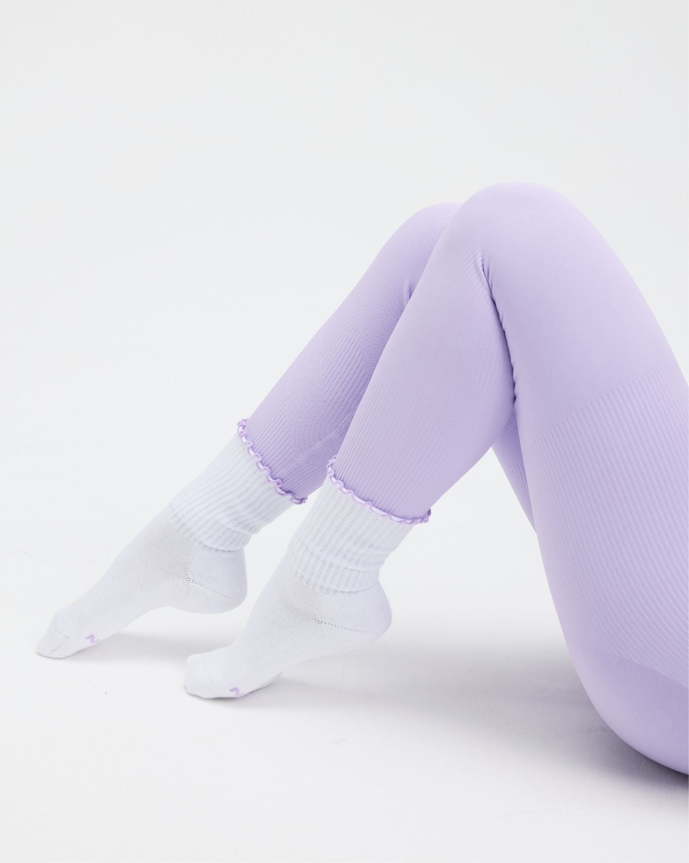LYVOE Frill Ruffle Socks | Lilac