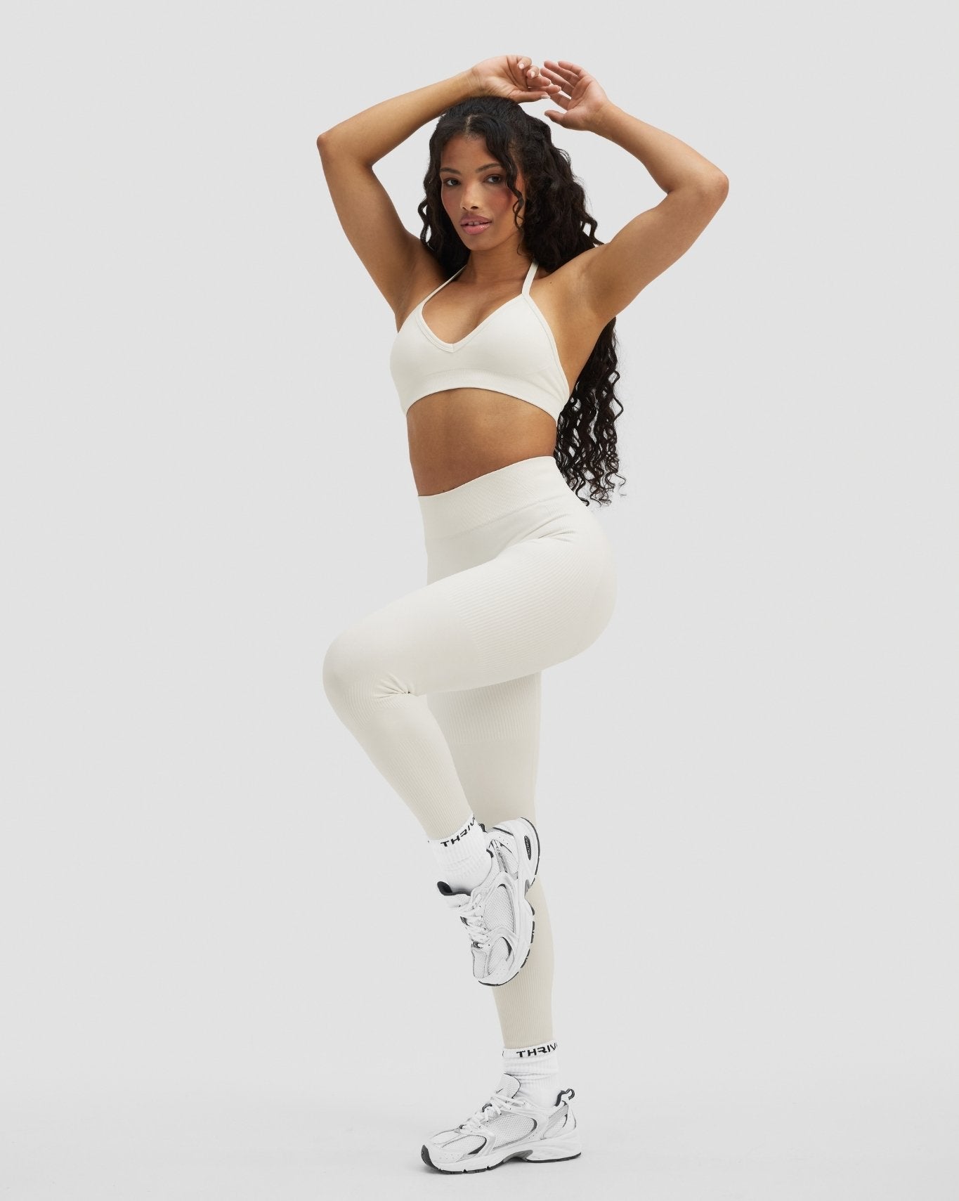 Ascend™ Sculpting Mid Waist Scrunch Leggings | Cream