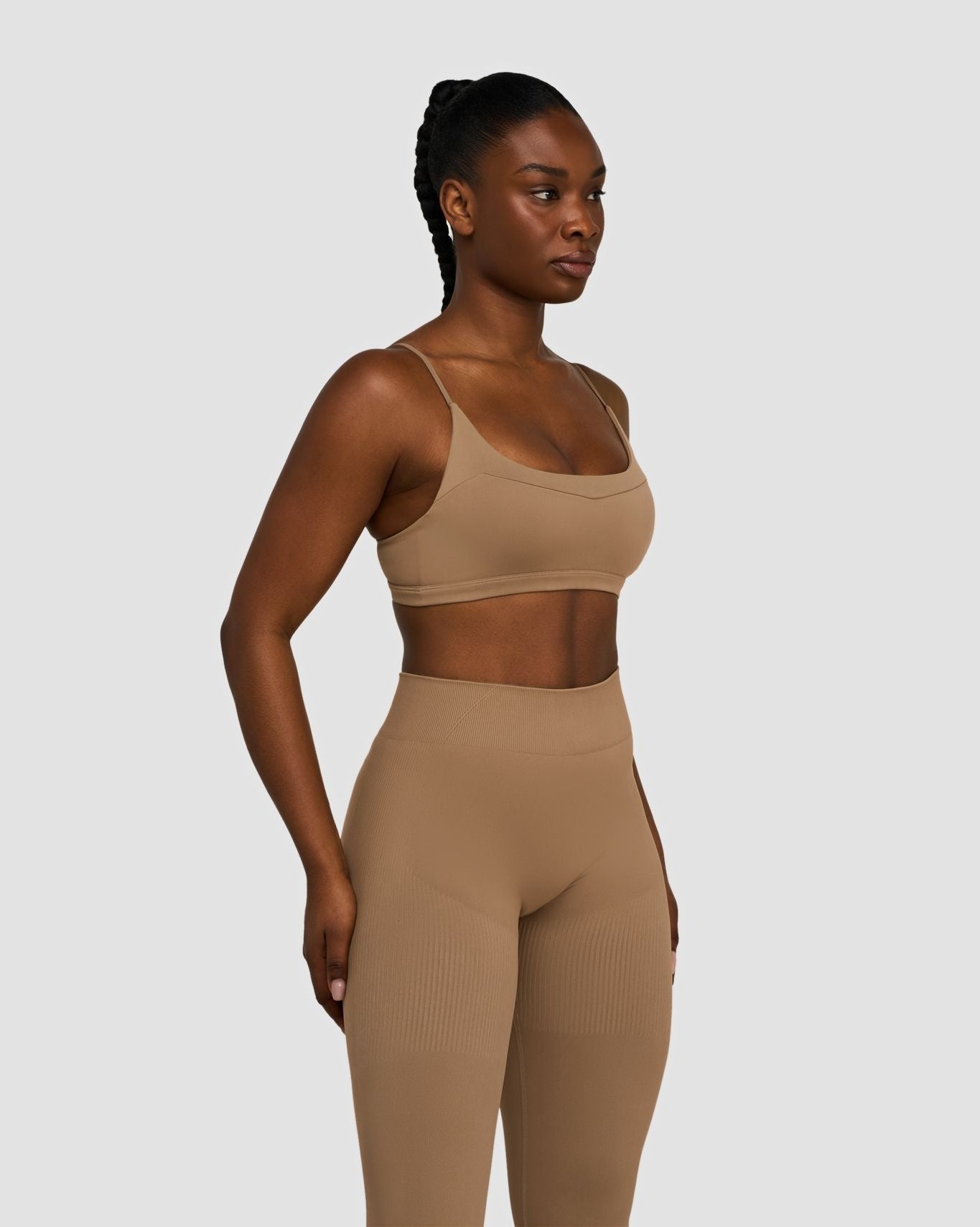 Ascend™ Sculpting Seamless Scoop Neck Bra | Toffee