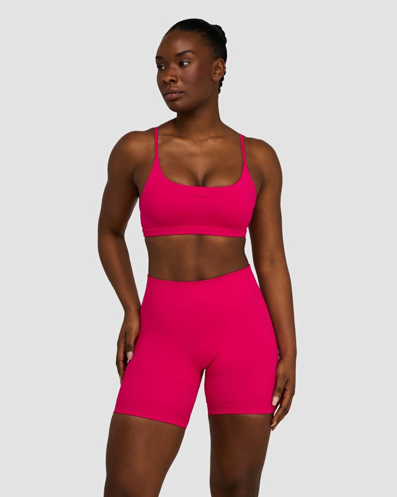 Ascend™ Sculpting Seamless Scoop Neck Bra | Strawberry