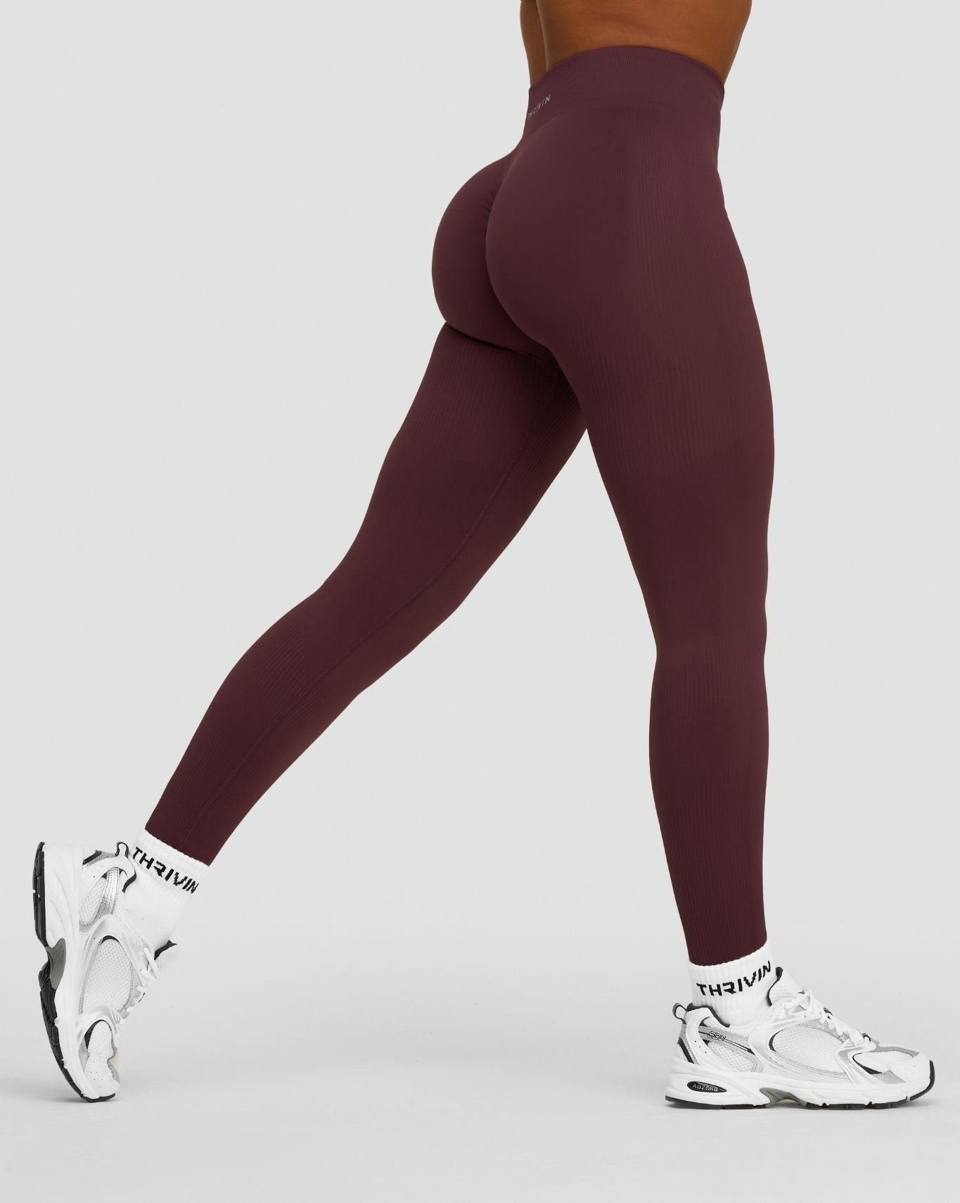 Ascend™ Sculpting Mid Waist Scrunch Leggings | Dark Mauve