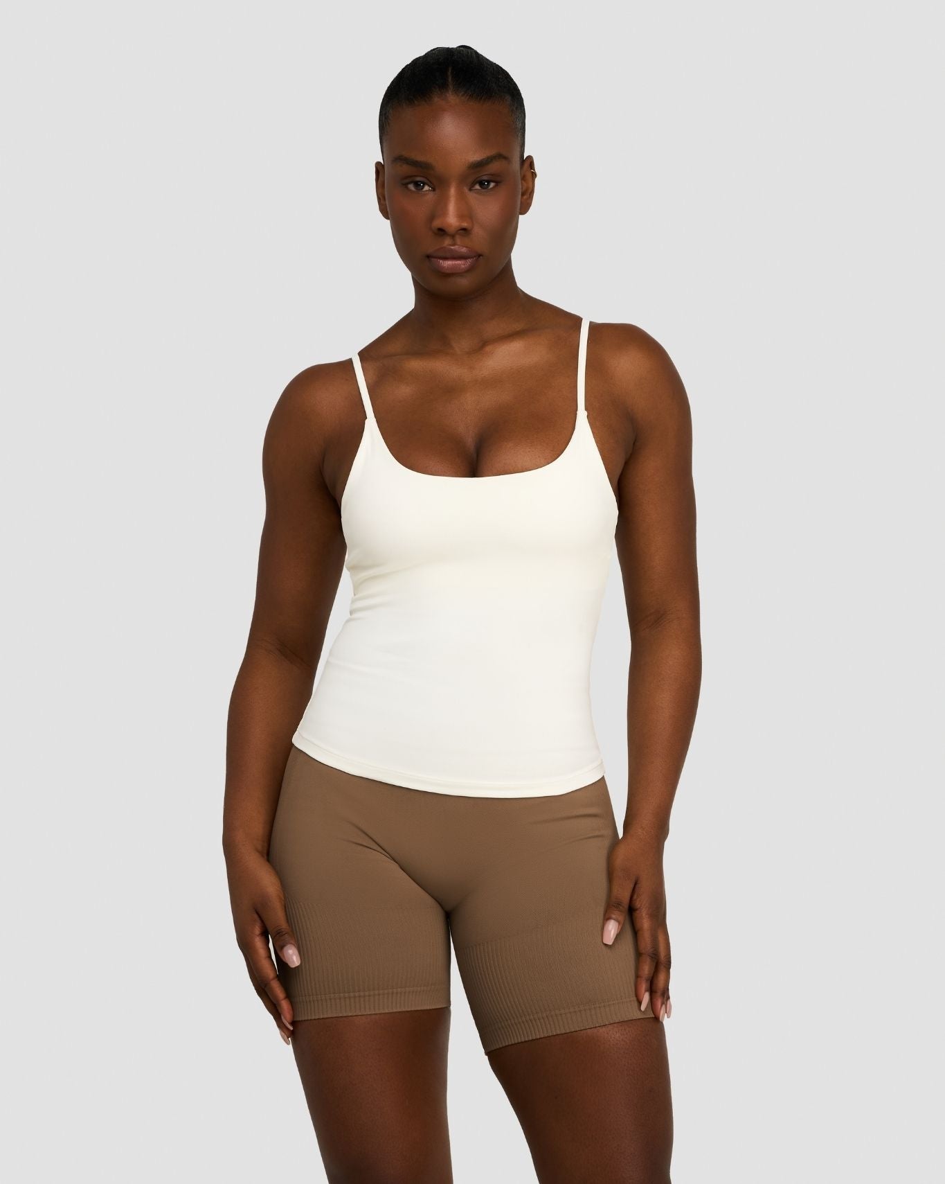 Ascend™ Sculpting Seamless Scoop Neck Cami | Cream