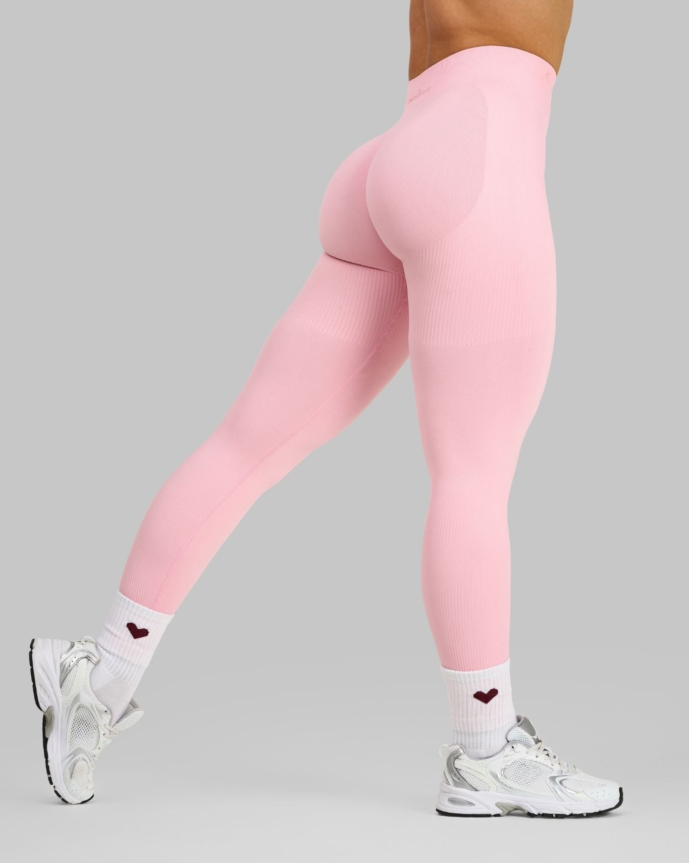 Ascend™ Sculpting Mid Waist Scrunch Leggings | Cotton Pink