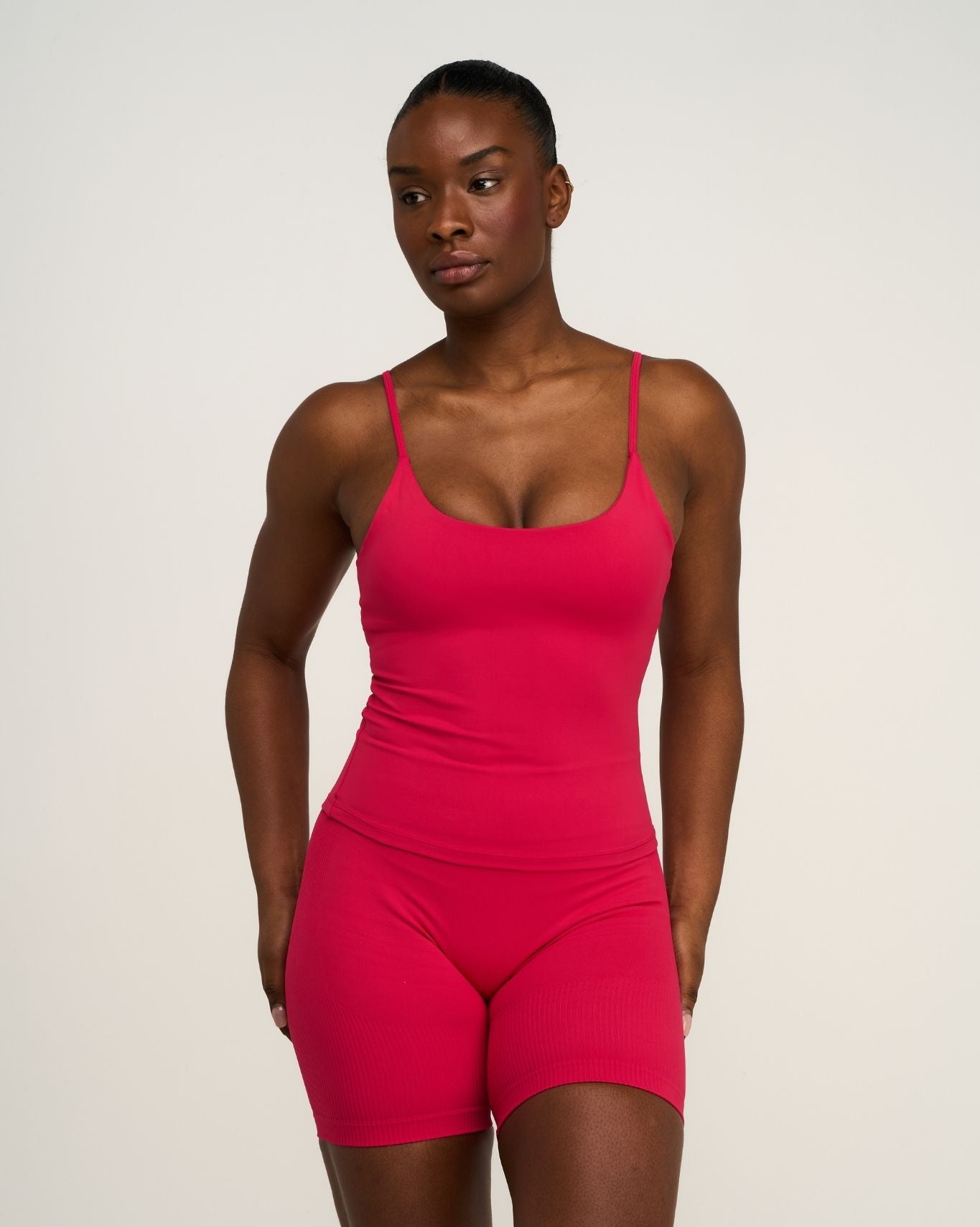 Ascend™ Sculpting Seamless Scoop Neck Cami | Strawberry